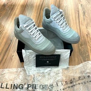 Filling Pieces Wavy - EU 41, US 8.5